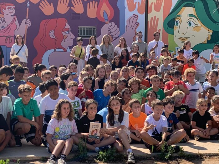 València homenajea a la arqueóloga Marga Sánchez Romero con un nuevo mural del proyecto ‘Dones de Ciència’