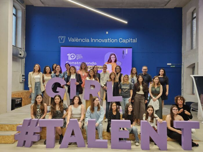 València impulsa el talento femenino con la segunda edición del programa gratuito STEM Talent Girl